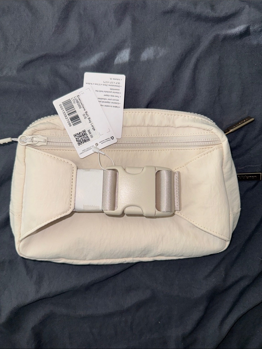 Lululemon Cream Belt Bag - Picture 2 of 3